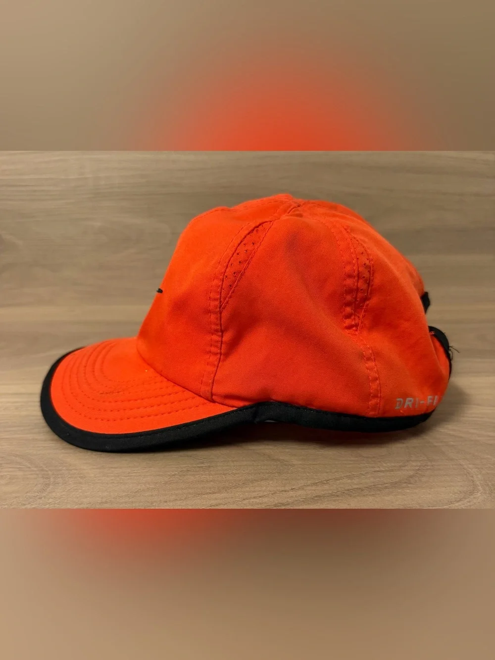 Nike Dri Fit Kids Featherlight Ball Cap Hat Size 4/7 Orange Black